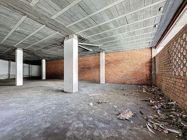 Local Comercial en Pontevedra ciudad en venta - 119.000 € (Ref: 9987567)