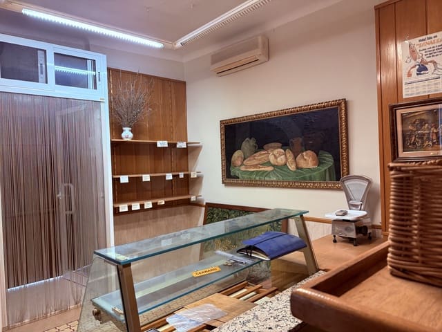 6 soveværelse Erhverv til salg i Tarragona by - € 169.000 (Ref: 9987570)
