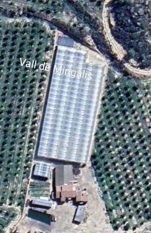 Ubebygd land til salgs i Tarragona by - € 750 000 (Ref: 9987571)