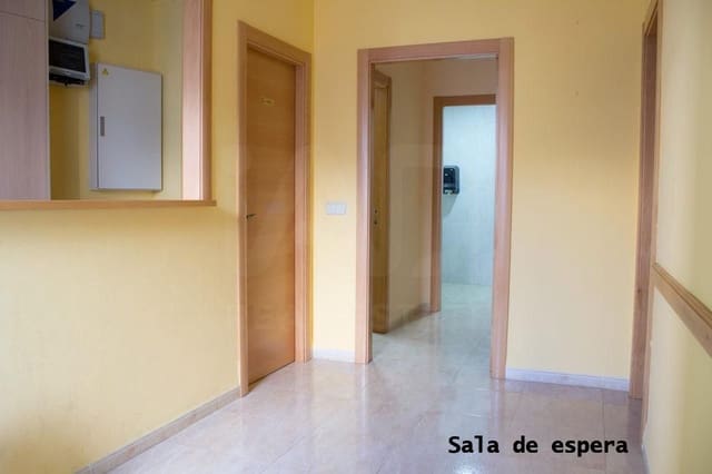 8 soveværelse Erhverv til salg i Canet d'En Berenguer - € 149.000 (Ref: 9987573)