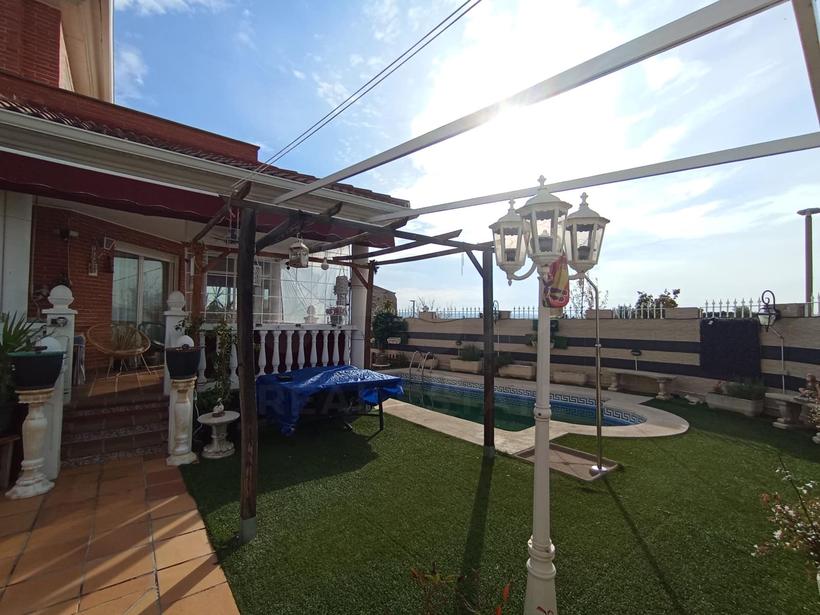 5 Zimmer Villa zu verkaufen in Meco - 579.990 € (Ref: 9987576)