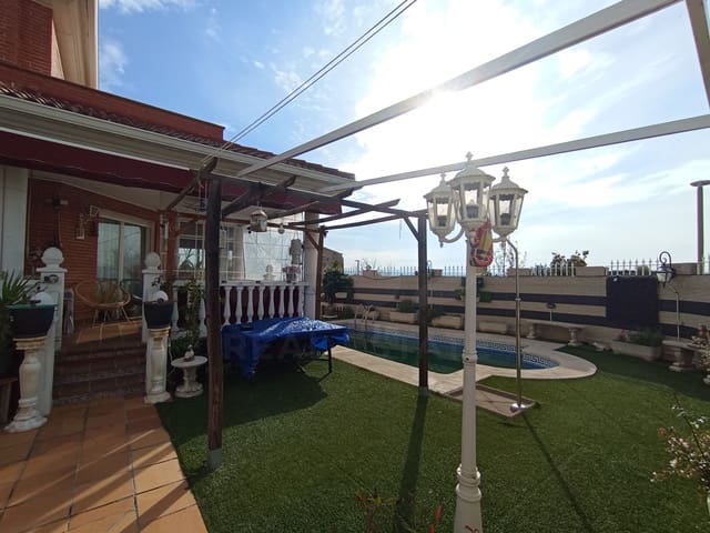 5 chambre Villa/Maison à vendre à Meco - 579 990 € (Ref: 9987576)