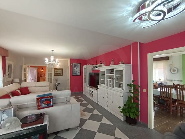 5 chambre Villa/Maison à vendre à Meco - 579 990 € (Ref: 9987576)