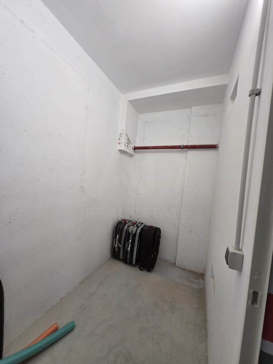 2 soveværelse Lejlighed til salg i Alicante by med swimmingpool garage - € 278.000 (Ref: 9987577)