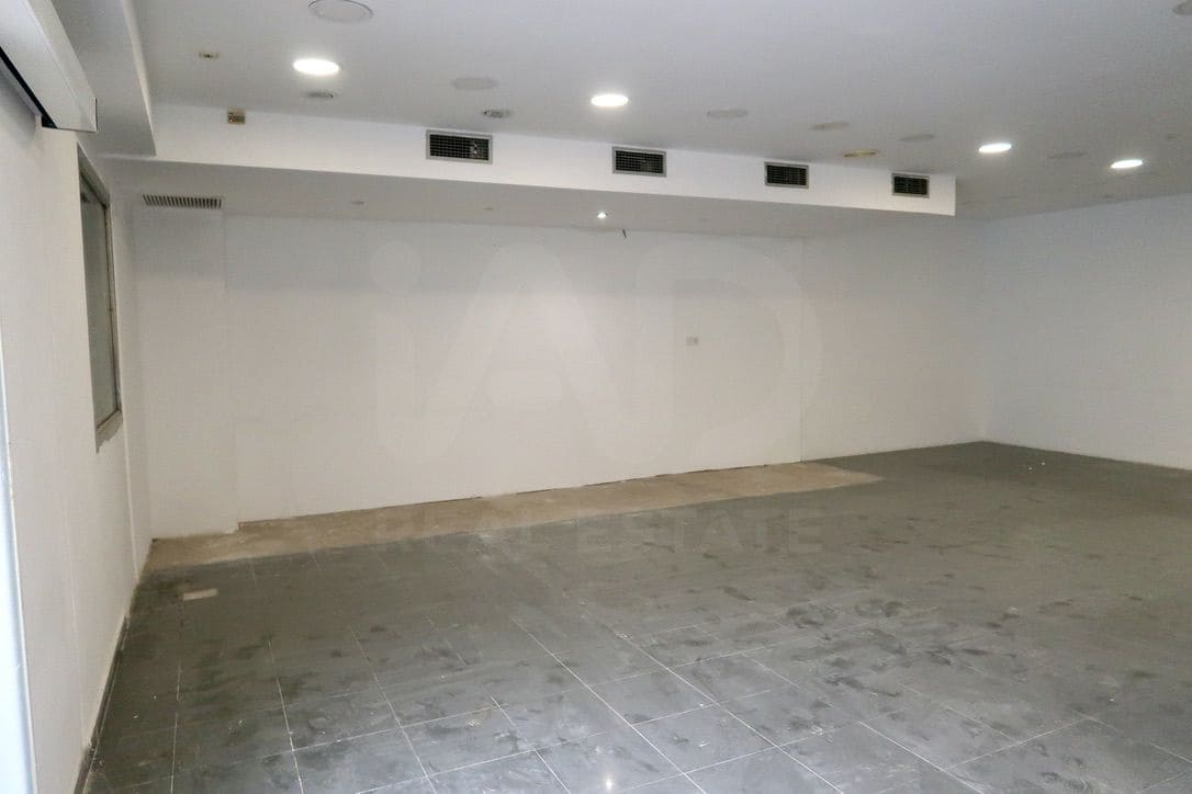 Erhverv til salg i Madrid by - € 1.050.000 (Ref: 9987578)