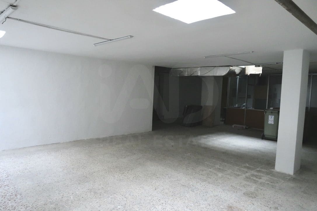 Erhverv til salg i Madrid by - € 1.050.000 (Ref: 9987578)