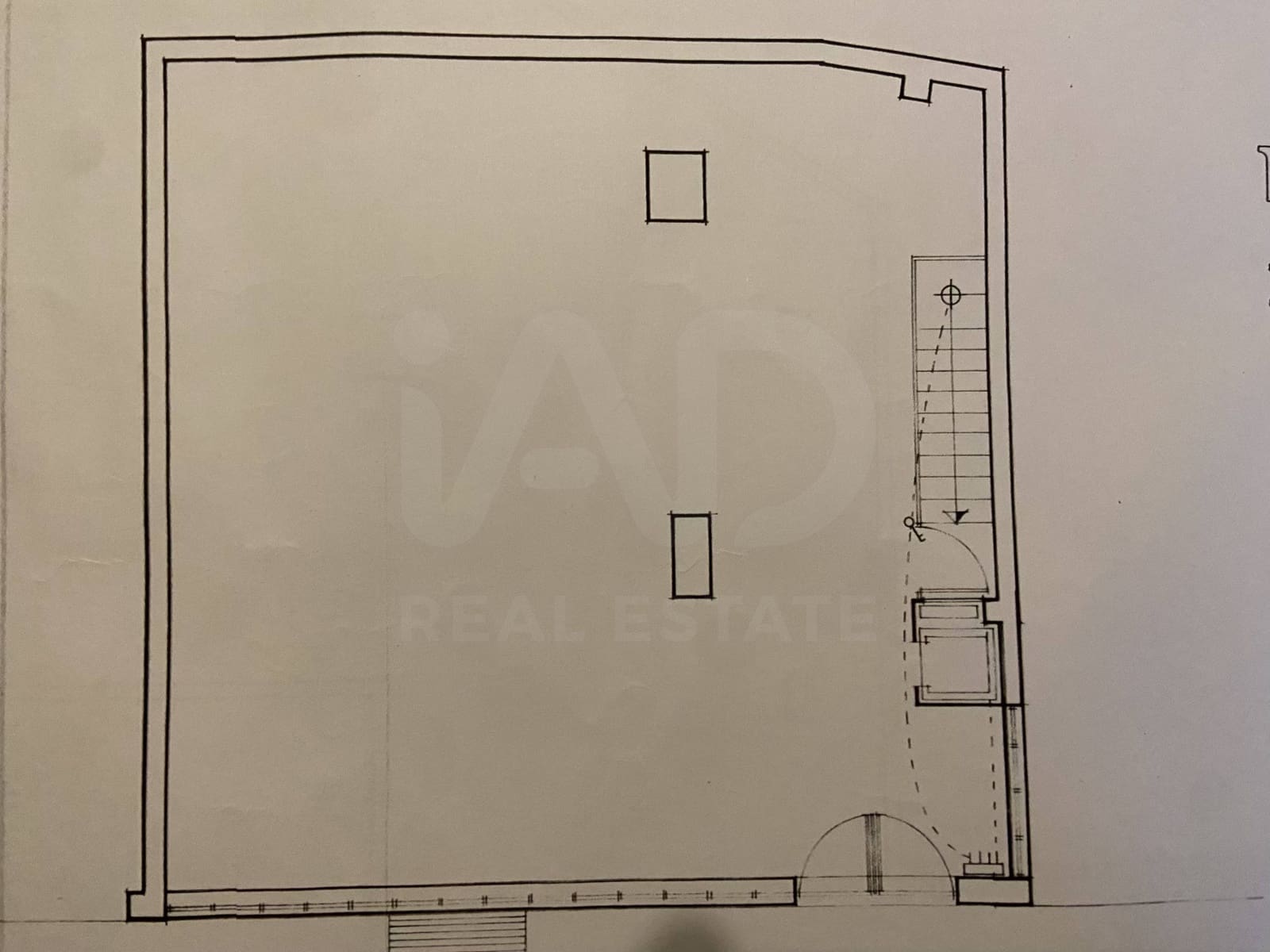 Erhverv til salg i Madrid by - € 1.050.000 (Ref: 9987578)
