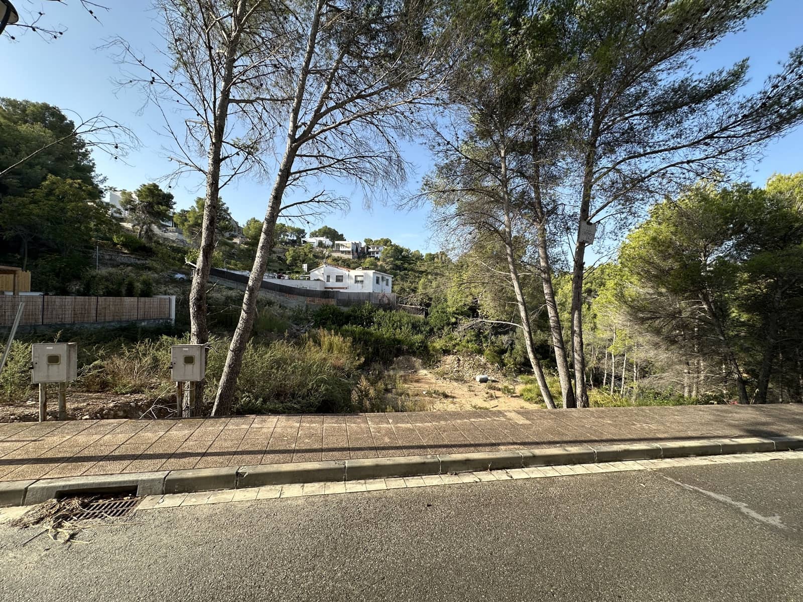 Rakentamaton maa myytävänä paikassa Barcelona kaupunki - 165 000 € (Ref: 9987579)