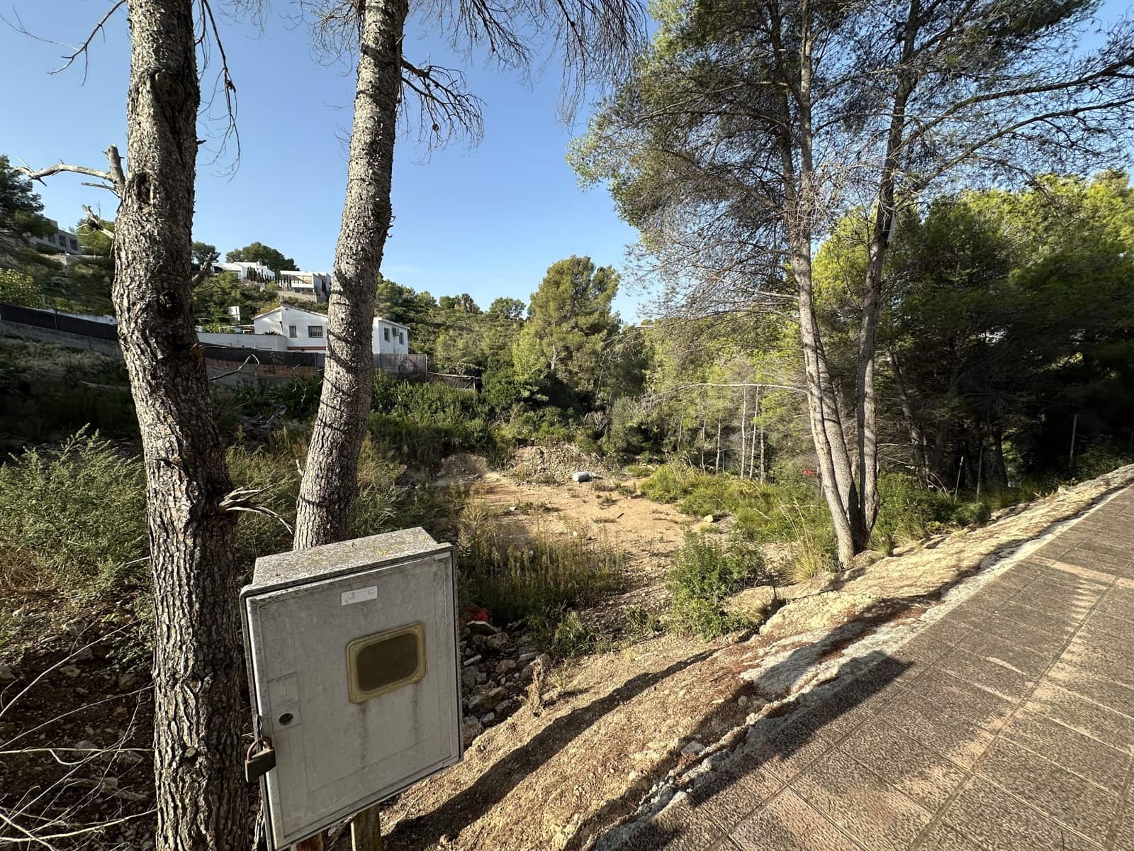 Rakentamaton maa myytävänä paikassa Barcelona kaupunki - 165 000 € (Ref: 9987579)