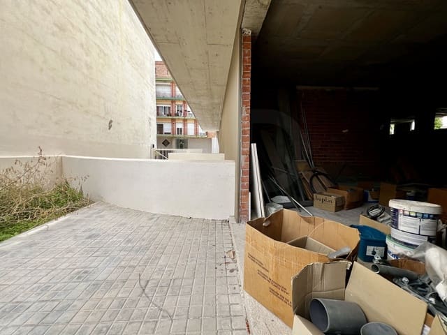 Local Commercial à vendre à Premià de Mar - 340 000 € (Ref: 9987580)