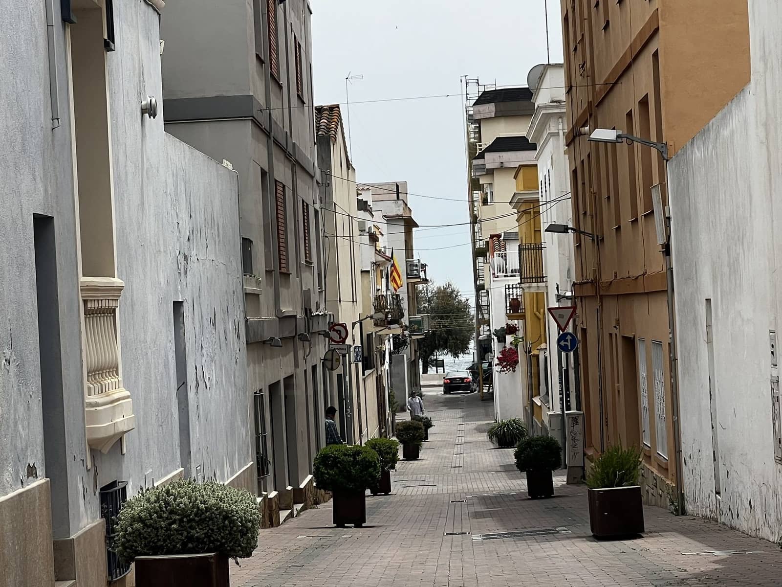 Erhverv til salg i Barcelona by - € 340.000 (Ref: 9987580)