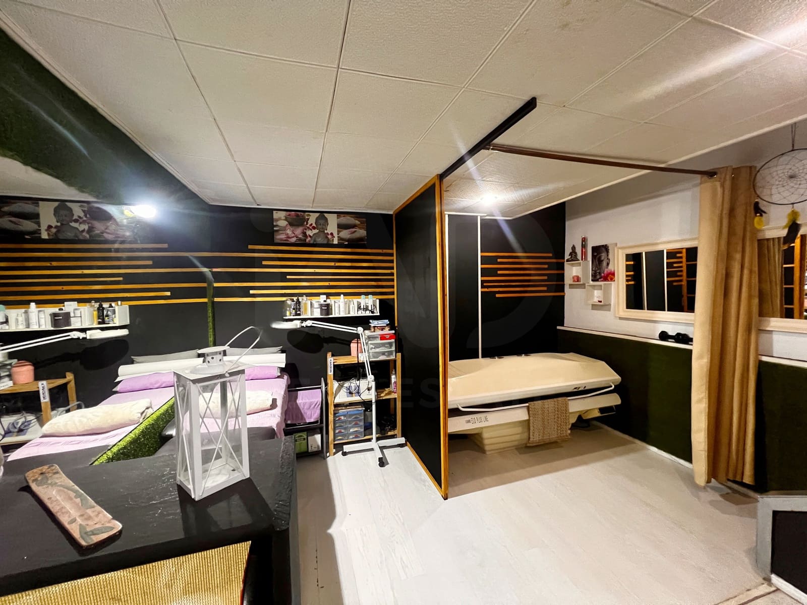 Local Comercial de 4 habitaciones en Barcelona ciudad en venta - 50.000 € (Ref: 9987582)