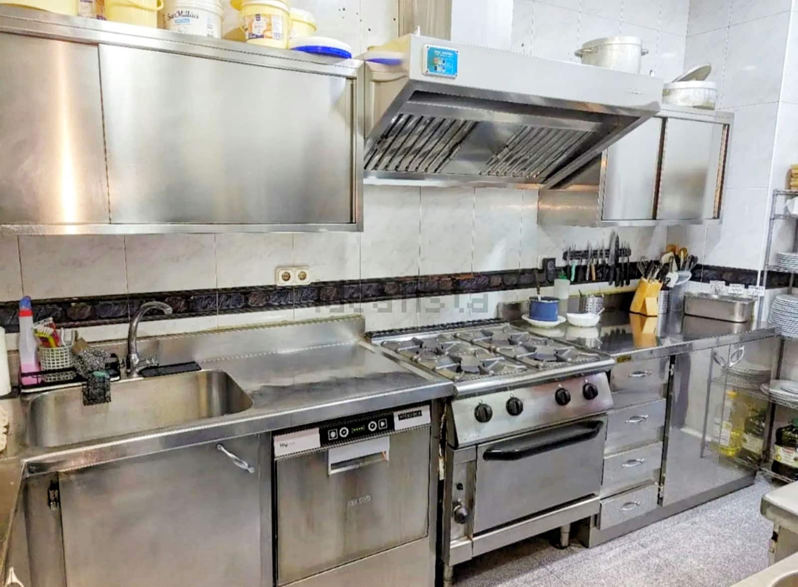 Comercial para venda em Donostia-San Sebastian - 265 000 € (Ref: 9987584)