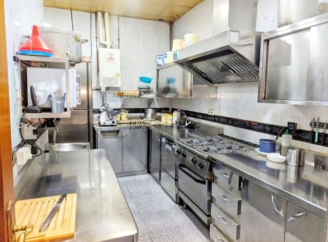 Erhverv til salg i Donostia-San Sebastián - € 265.000 (Ref: 9987584)