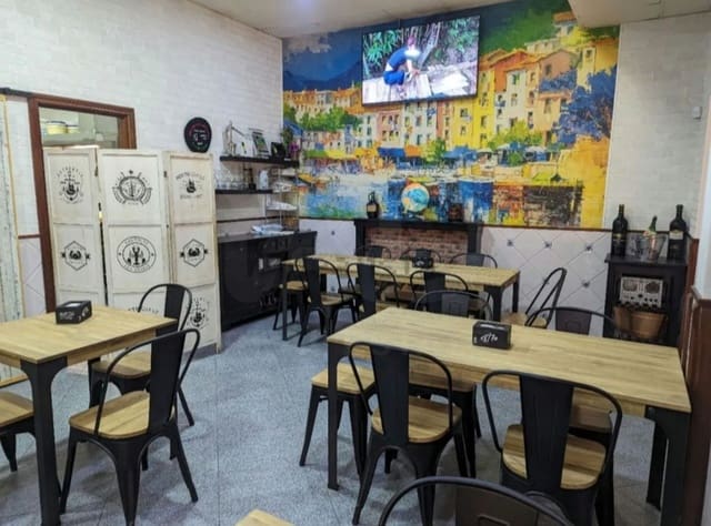 Erhverv til salg i Donostia-San Sebastián - € 265.000 (Ref: 9987584)