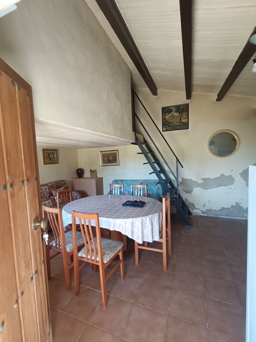 Grunde uden byggetilladelser til salg i Tarragona by - € 135.000 (Ref: 9987586)