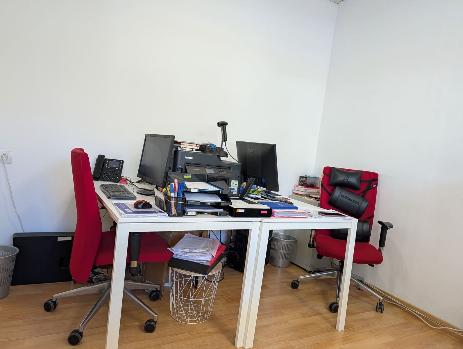 6 Zimmer Gewerbe zu verkaufen in Barcelona Stadt - 148.000 € (Ref: 9987589)
