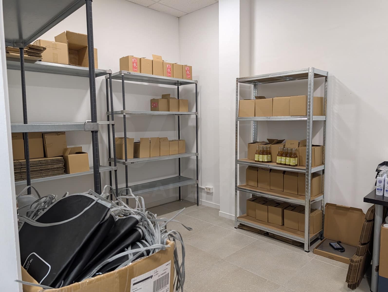 6 Zimmer Gewerbe zu verkaufen in Barcelona Stadt - 148.000 € (Ref: 9987589)