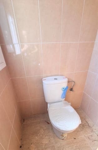 Kommersiell til salgs i Olivella - € 124 900 (Ref: 9987590)