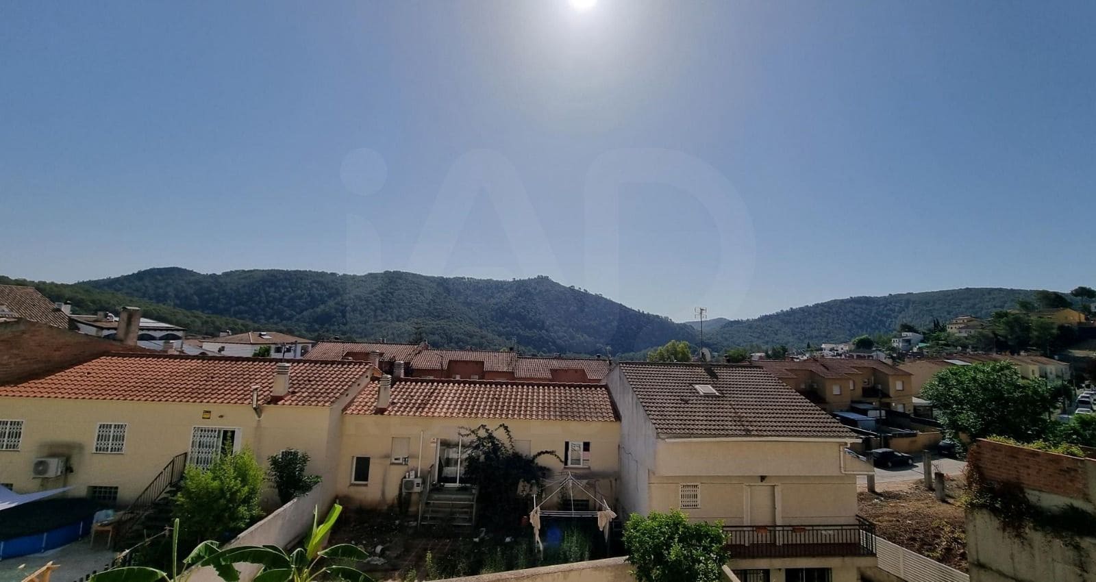 Erhverv til salg i Barcelona by - € 124.900 (Ref: 9987590)
