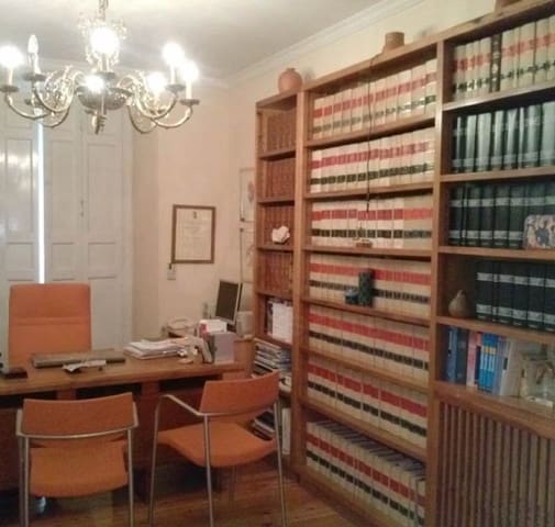 10 slaapkamer Commercieel te huur in Valladolid stad - € 385 (Ref: 9987591)