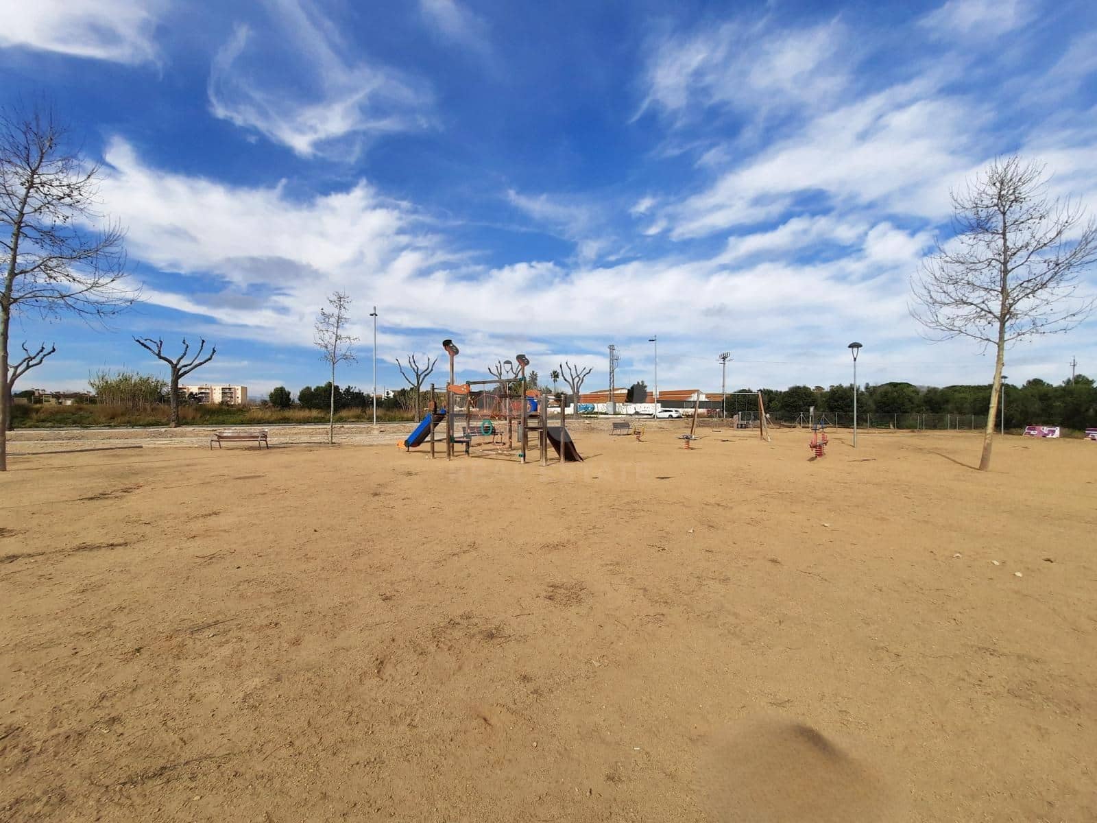 Chalet de 4 habitaciones en Vinyols i els Arcs en venta - 698.000 € (Ref: 9987593)