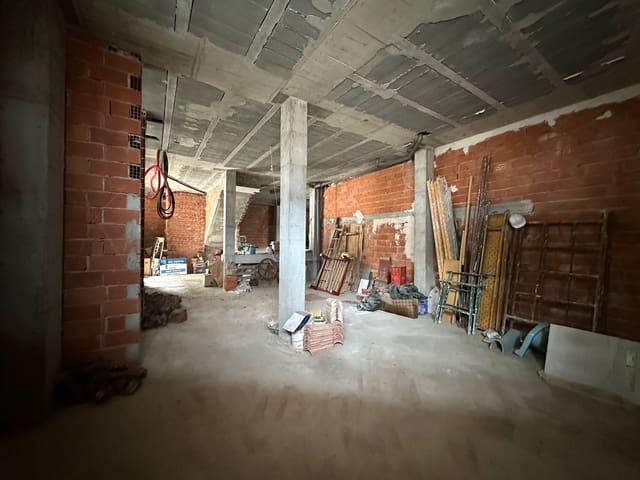 Local Comercial de 1 habitación en Pego en alquiler - 968 € (Ref: 9987594)