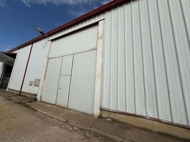 1 soveværelse Erhverv til salg i León by - € 135.000 (Ref: 9987596)