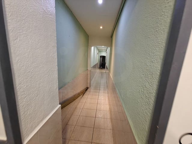 Comercial para venda em Barcelona cidade - 95 000 € (Ref: 9987597)