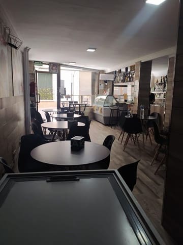 2 soveværelse Erhverv til salg i Antequera - € 395.000 (Ref: 9987598)