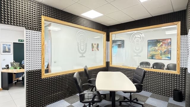Comercial para arrendar em Madrid cidade com garagem - 2 300 € (Ref: 9987599)