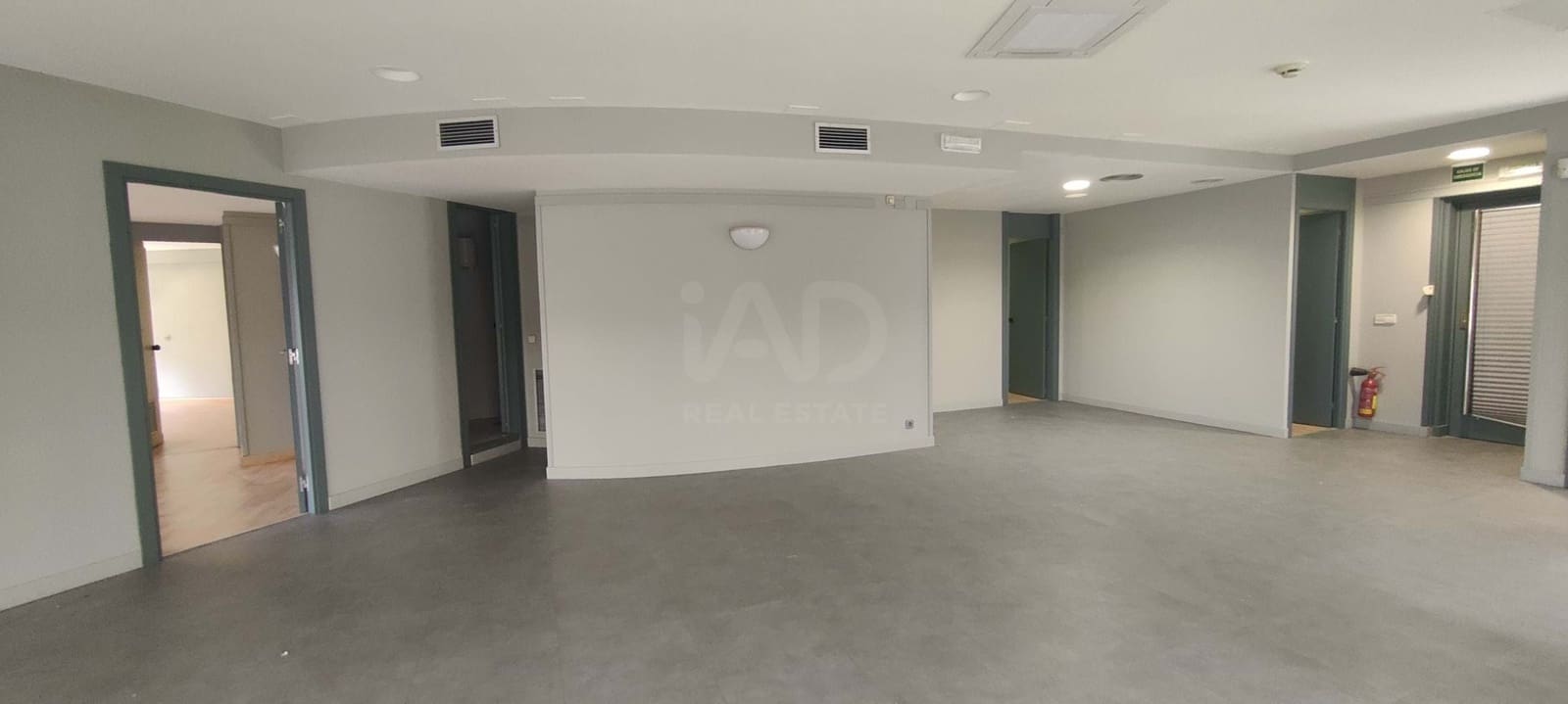 Local Comercial en Ourense ciudad en venta - 220.000 € (Ref: 9987600)