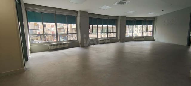 Erhverv til salg i Ourense by - € 220.000 (Ref: 9987600)