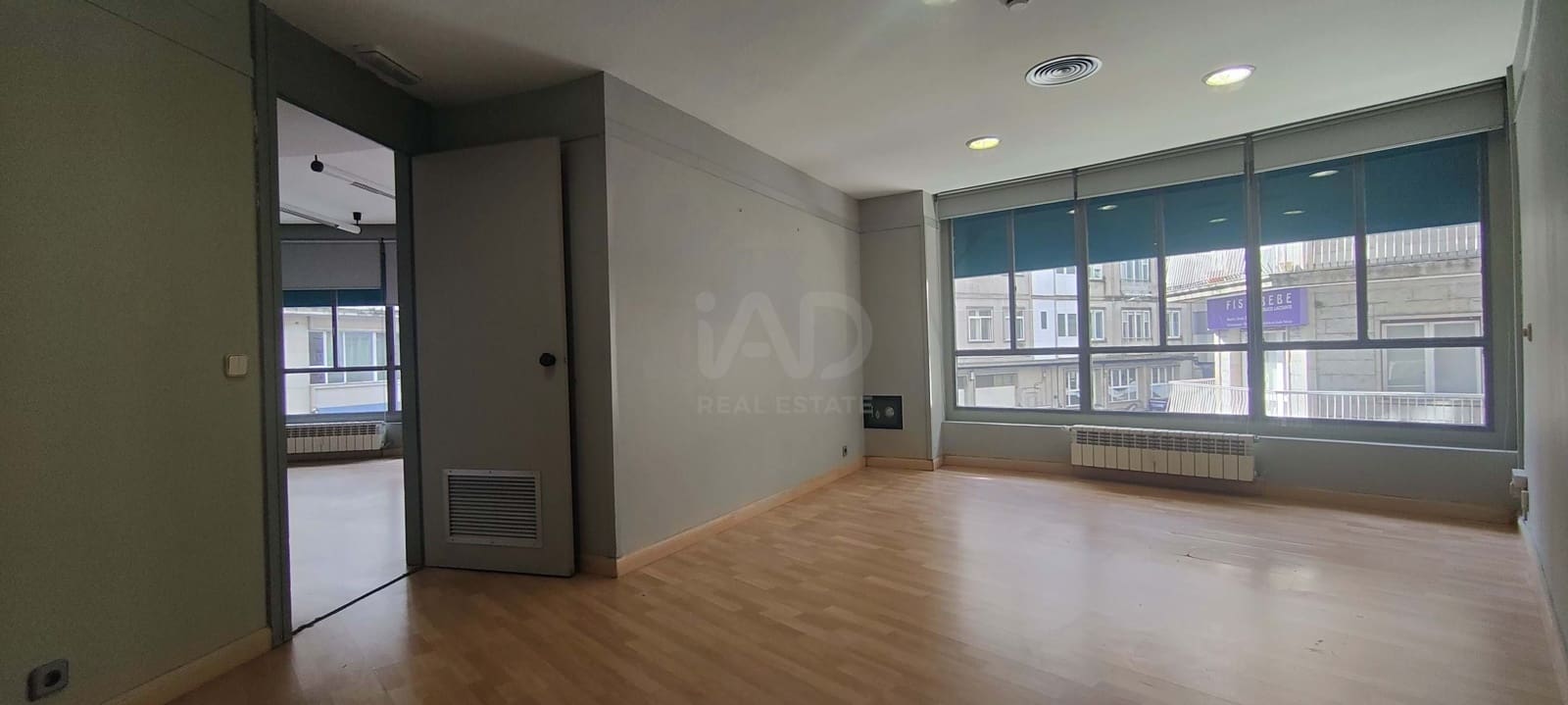 Local Comercial en Ourense ciudad en venta - 220.000 € (Ref: 9987600)