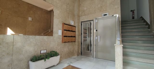 Gewerbe zu verkaufen in Ourense Stadt - 220.000 € (Ref: 9987600)