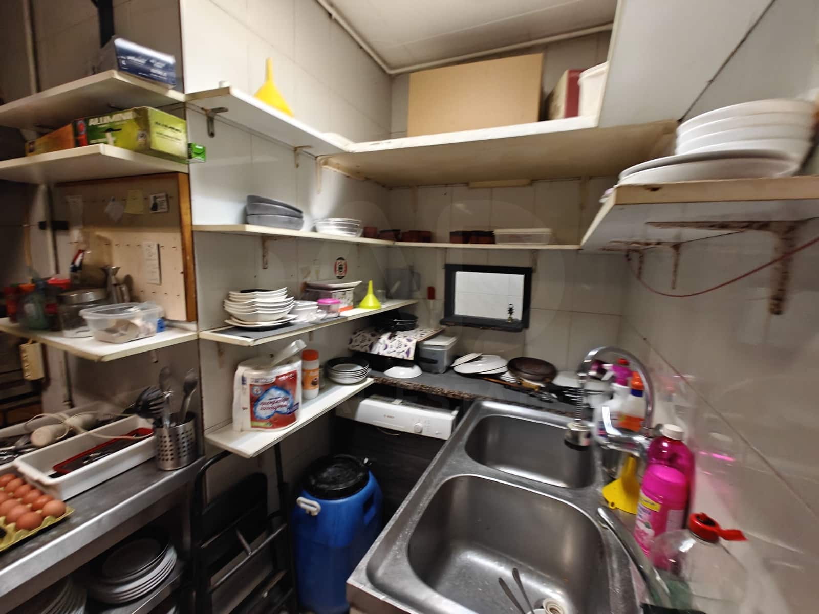Komercyjne na sprzedaż w Miasto Barcelona - 415 000 € (Ref: 9987601)