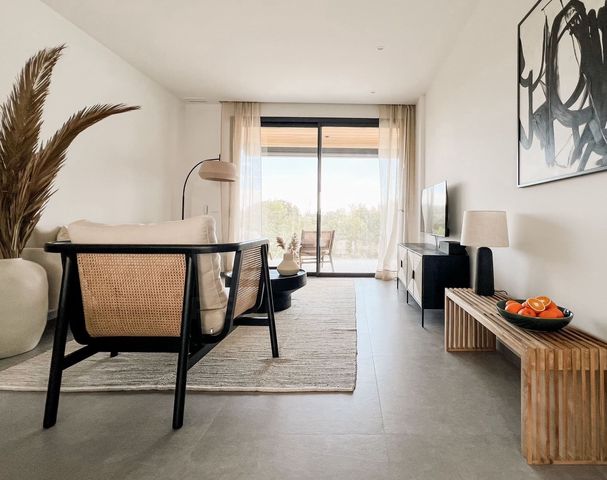2 slaapkamer Appartement te koop in Alicante stad met zwembad garage - € 379.900 (Ref: 9987605)