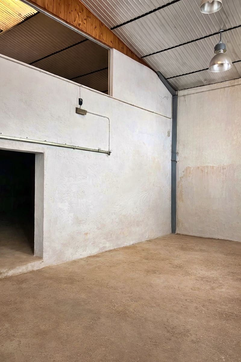 Kommersiell till salu i Tarragona stad - 185 000 € (Ref: 9987609)