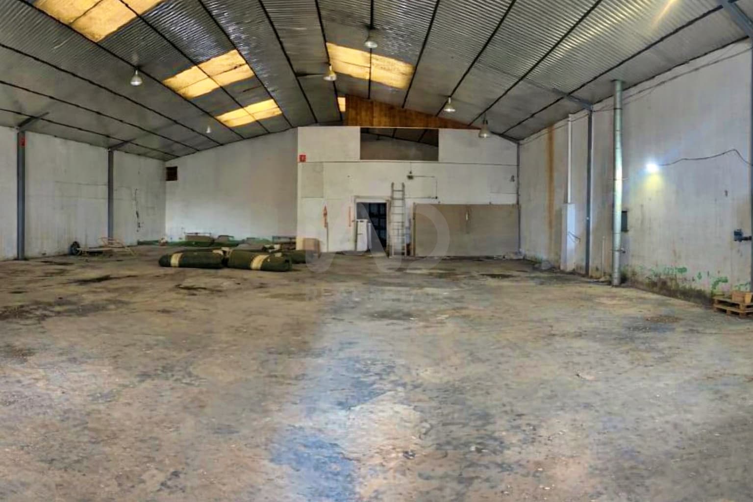 Kommersiell till salu i Tarragona stad - 185 000 € (Ref: 9987609)