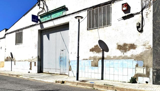 Erhverv til salg i Bonavista, Tarragona by - € 185.000 (Ref: 9987609)