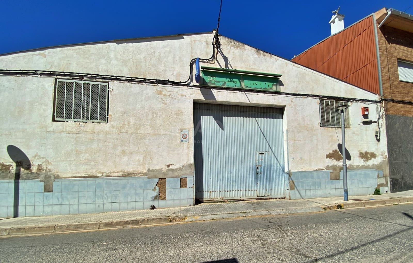 Kommersiell till salu i Tarragona stad - 185 000 € (Ref: 9987609)