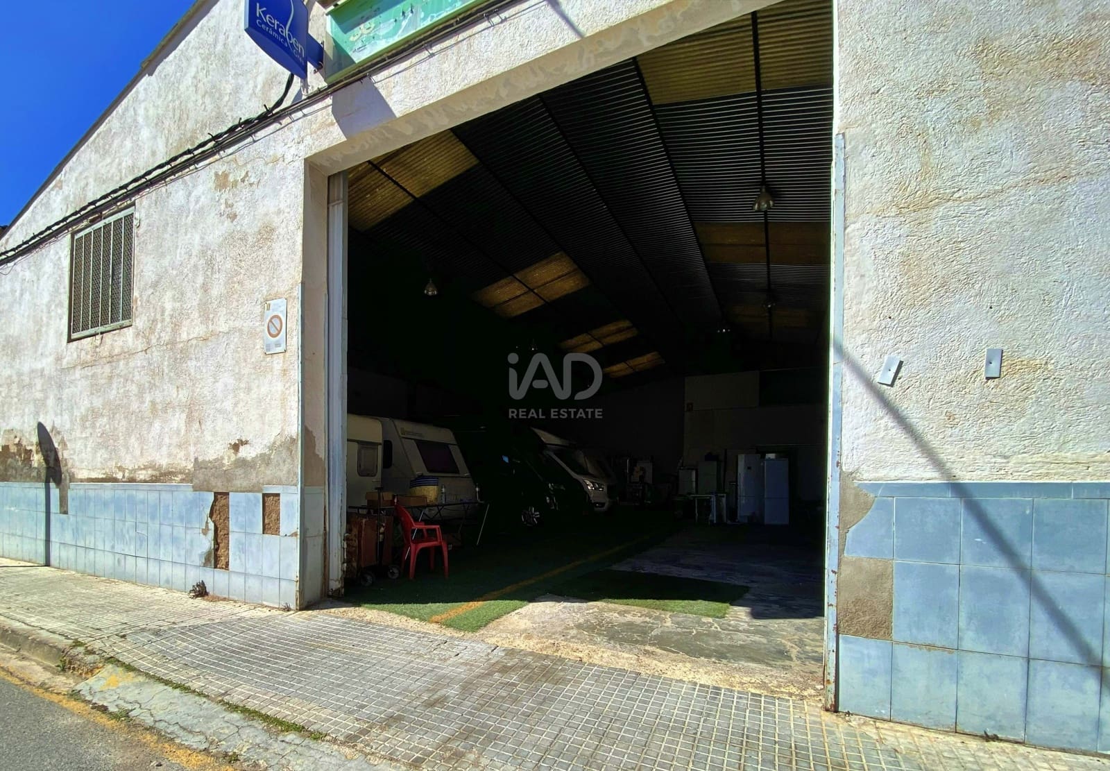 Kommersiell till salu i Tarragona stad - 185 000 € (Ref: 9987609)