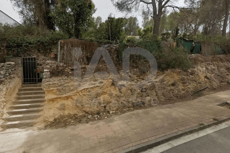 Terreno Não Urbanizado para venda em Barcelona cidade - 240 000 € (Ref: 9987611)