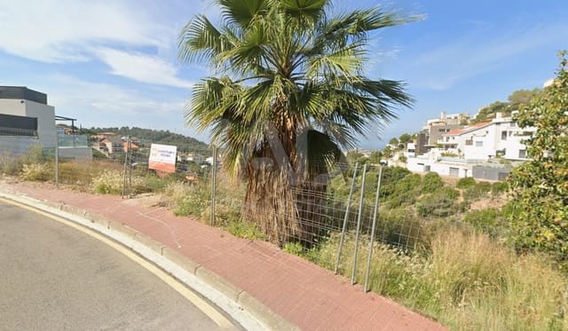Undeveloped Land for sale in Barcelona city - € 550,000 (Ref: 9987612)
