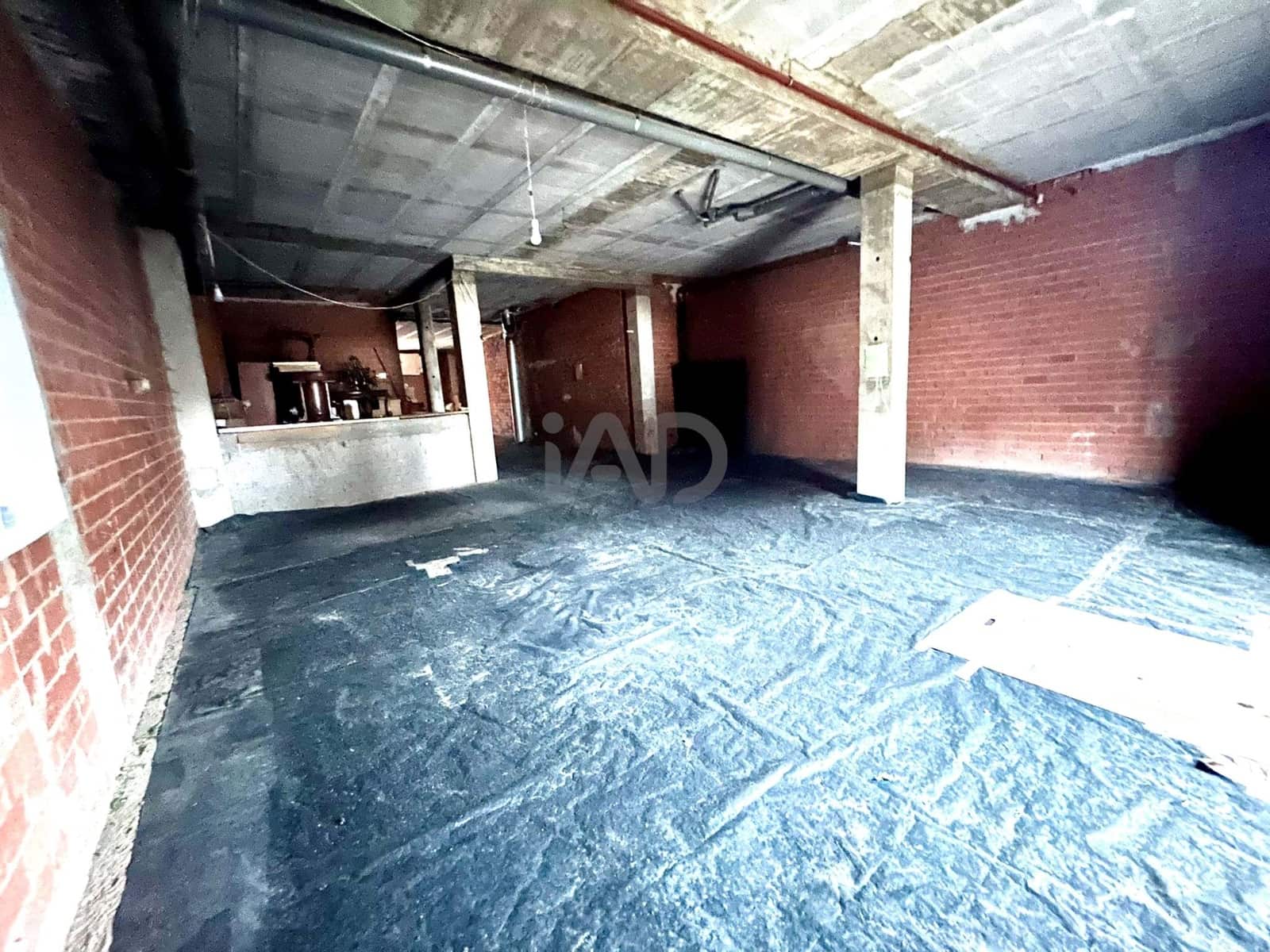 Kommersiell till salu i Leon stad - 154 000 € (Ref: 9987613)