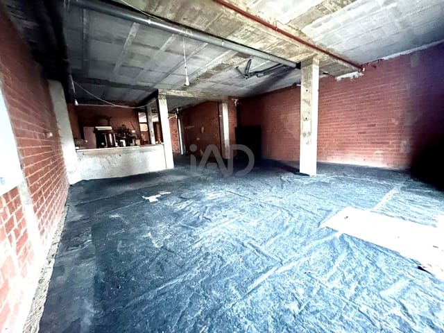 Kommersiell til salgs i Leon by - € 154 000 (Ref: 9987613)