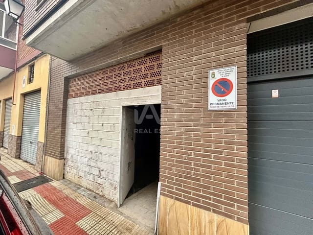 Kommersiell til salgs i Leon by - € 154 000 (Ref: 9987613)