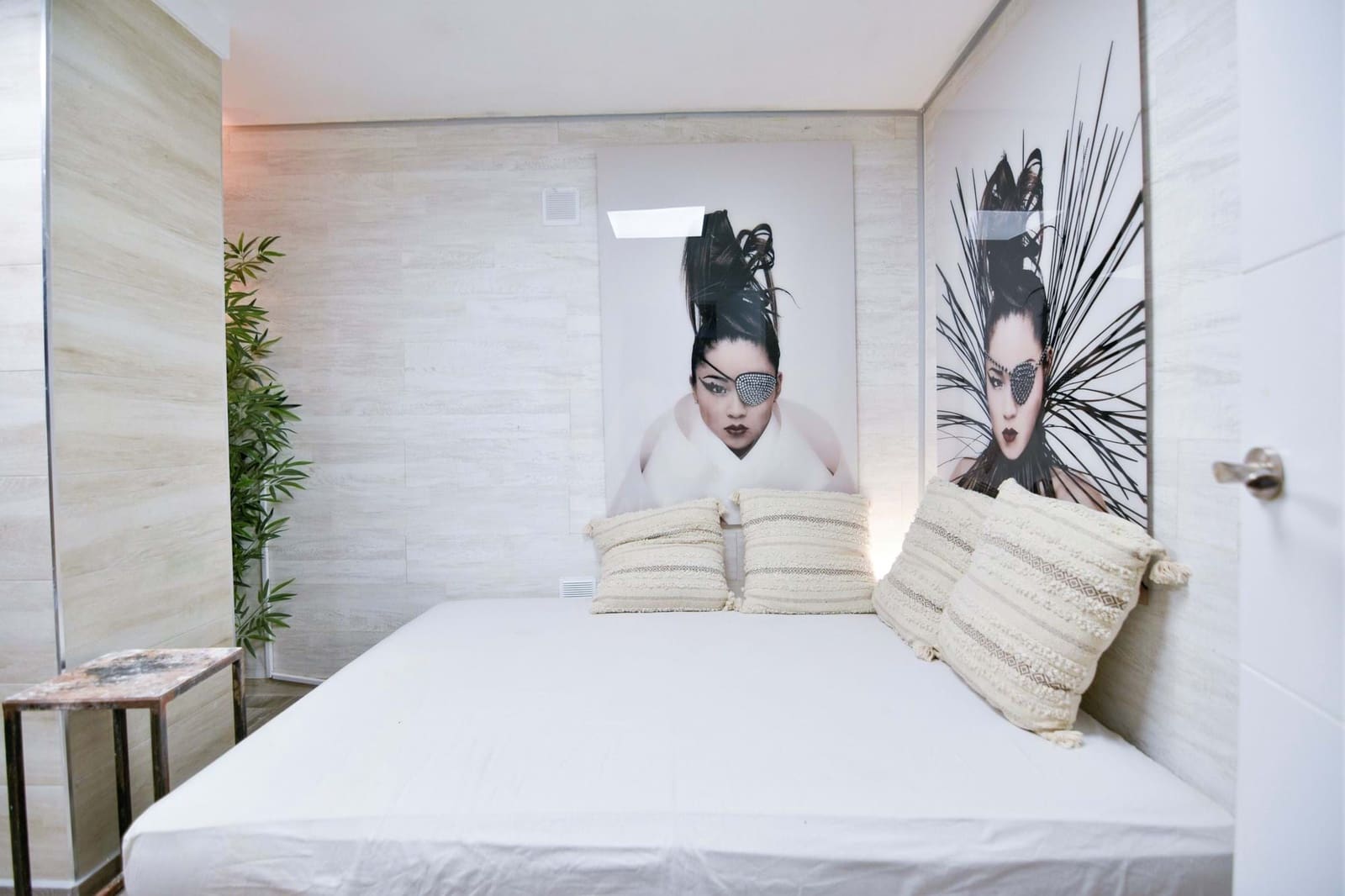 Local Comercial de 6 habitaciones en Ibiza / Eivissa ciudad en venta - 1.200.000 € (Ref: 9987621)