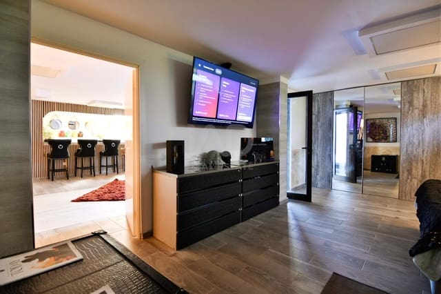Local Comercial de 6 habitaciones en Ibiza / Eivissa ciudad en venta - 1.200.000 € (Ref: 9987621)