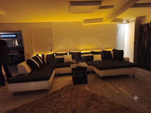 6 bedroom Commercial for sale in Ibiza / Eivissa town - € 1,200,000 (Ref: 9987621)